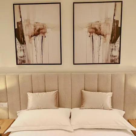 Casa Topia Дуррес