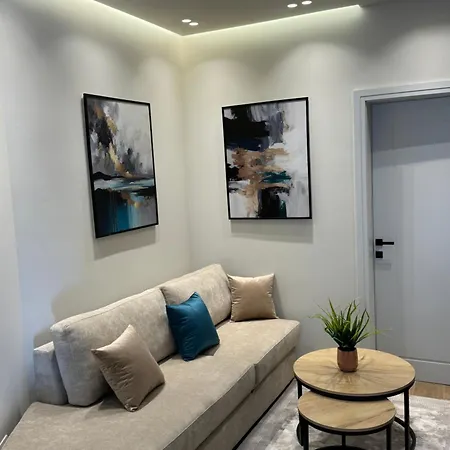 Casa Topia *